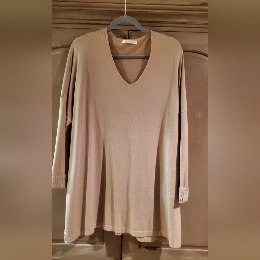 Malissa j tan XL top with beads